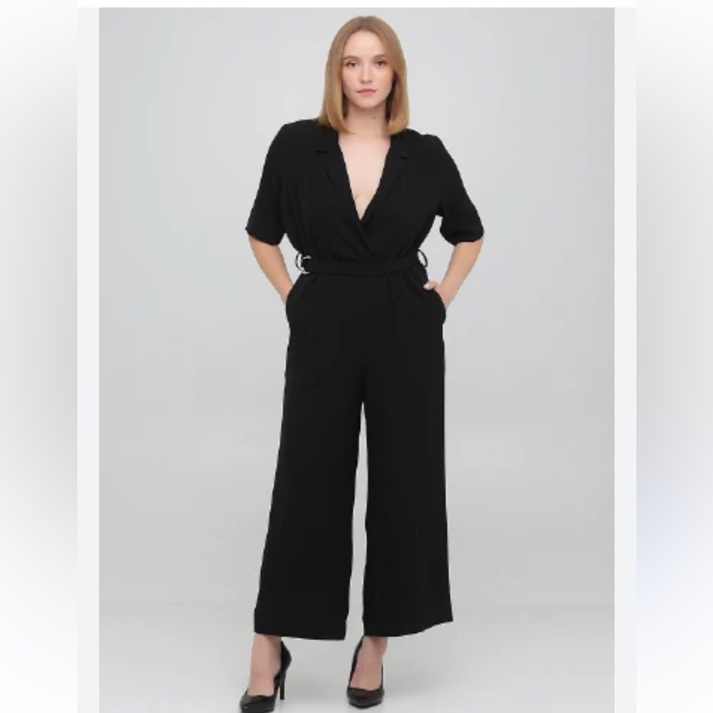 Weekday Jimi Black Wrap wide leg Jumpsuit size 34 small